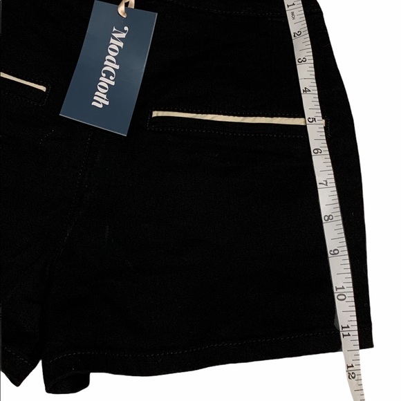 NWT ModCloth Black Outlined Delight Shorts - Picture 6 of 13